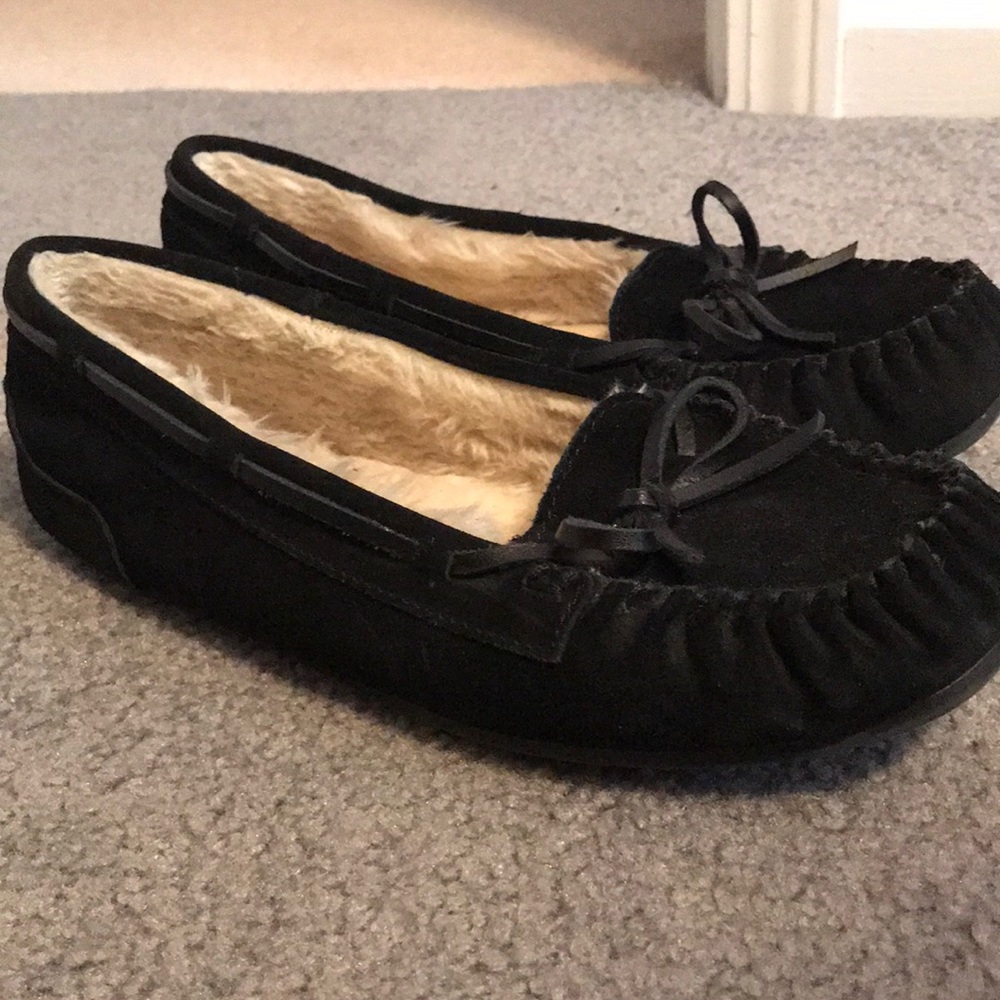 Black moccasins